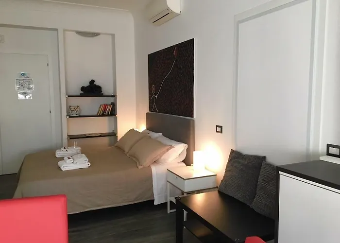 بيت ضيافة Your House By Ale روما