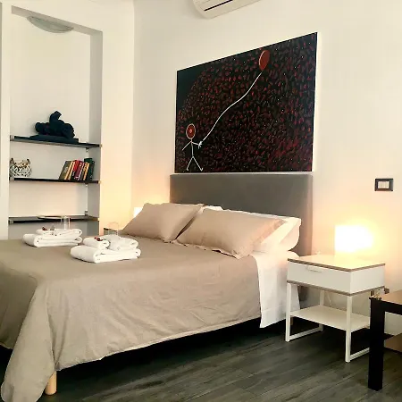 Casa de hóspedes Your House By Ale Roma